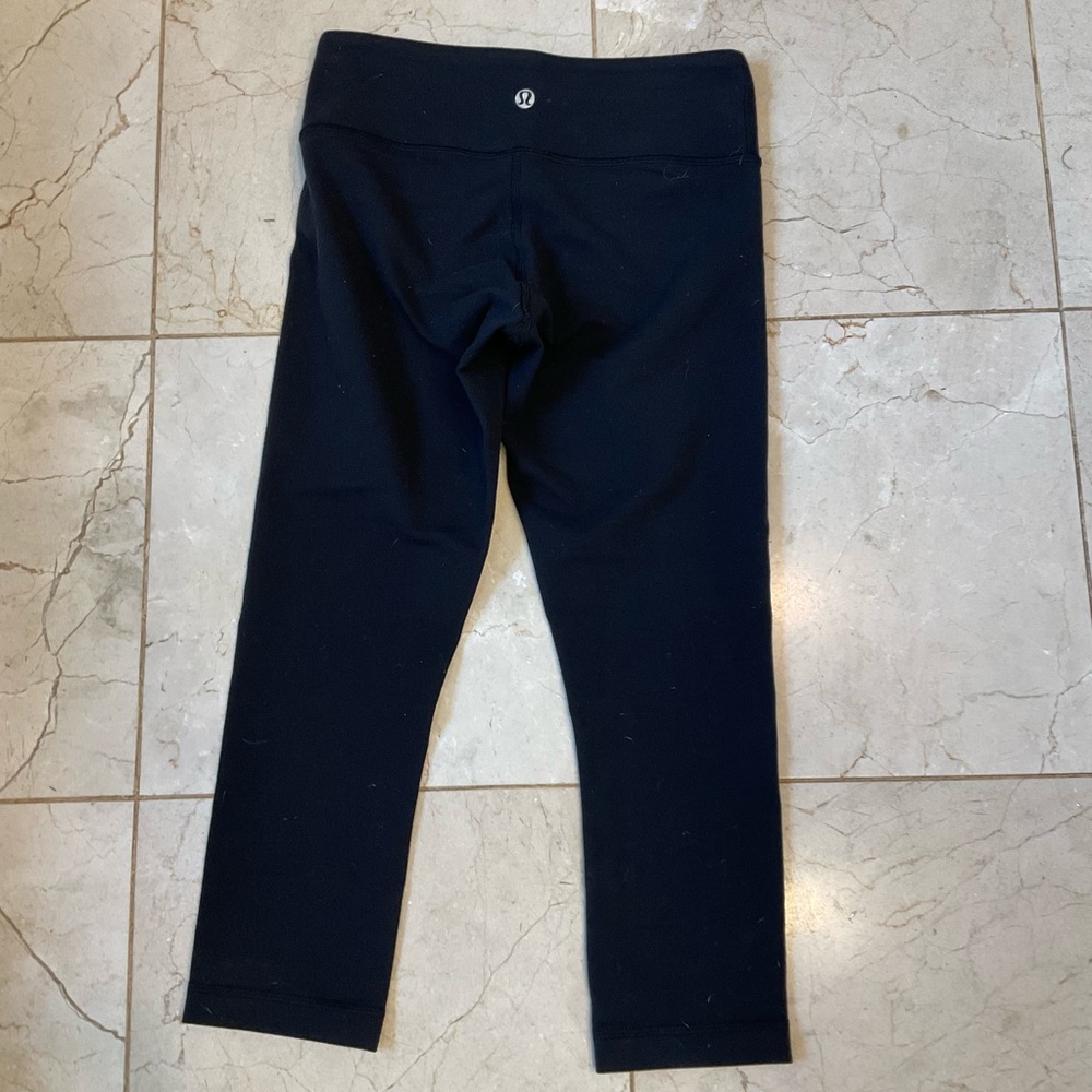 LuLuLemon Athletica Yoga Pants, Black, Sz Small, Good Condition - Picture 4 of 8